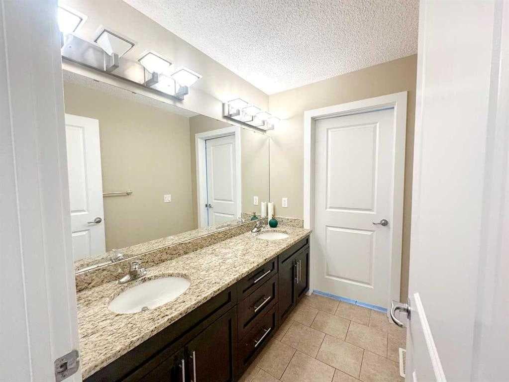 109 Kinniburgh Boulevard E Boulevard E