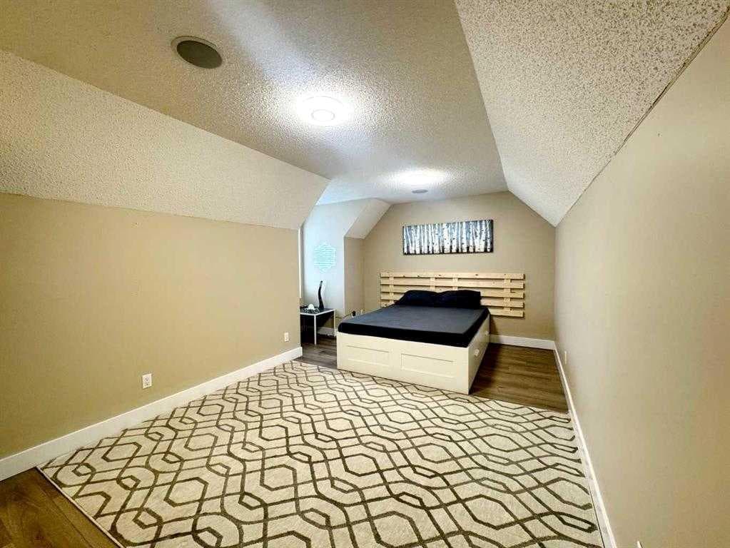 109 Kinniburgh Boulevard E Boulevard E