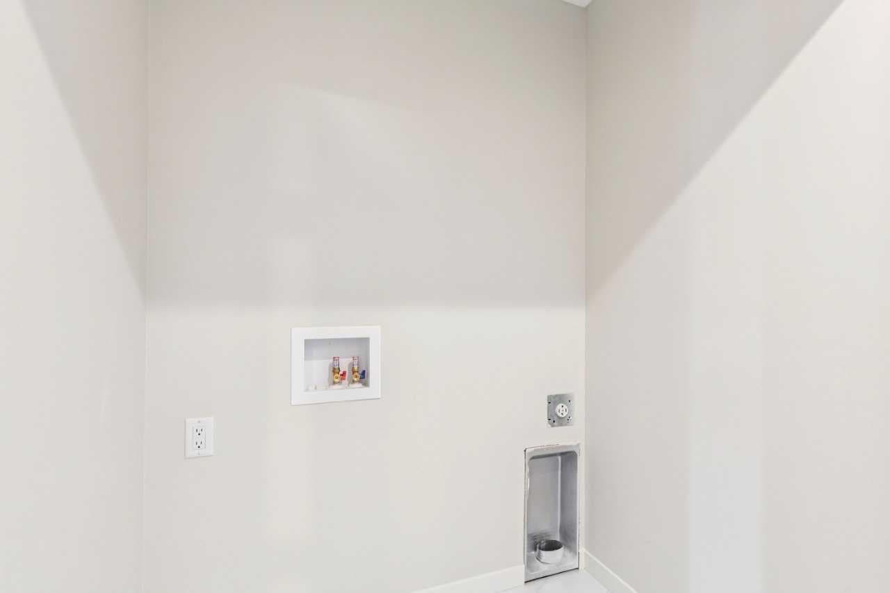 225 Vantage Drive 