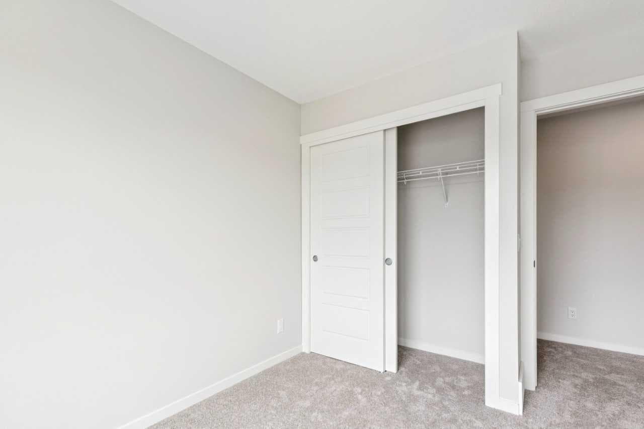 225 Vantage Drive 