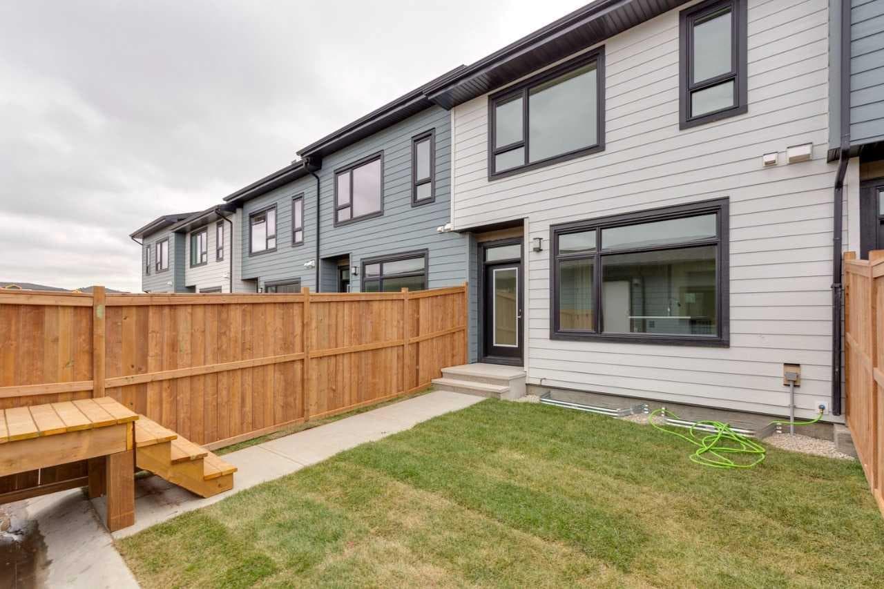 225 Vantage Drive 