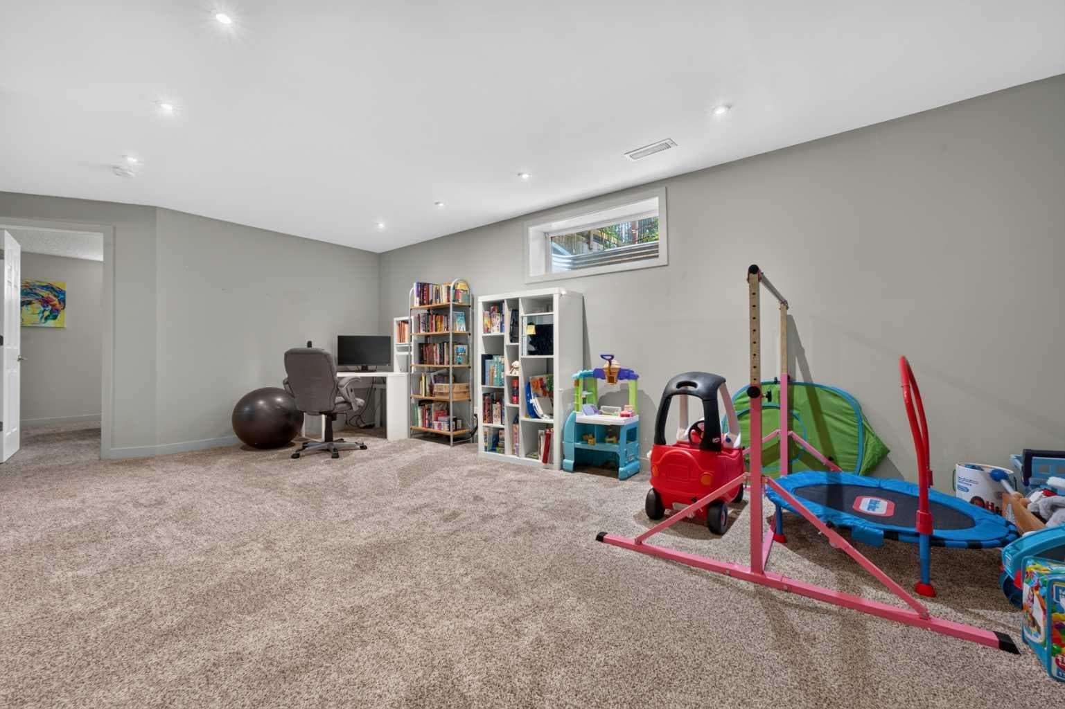 145 Lakeview Shores 
