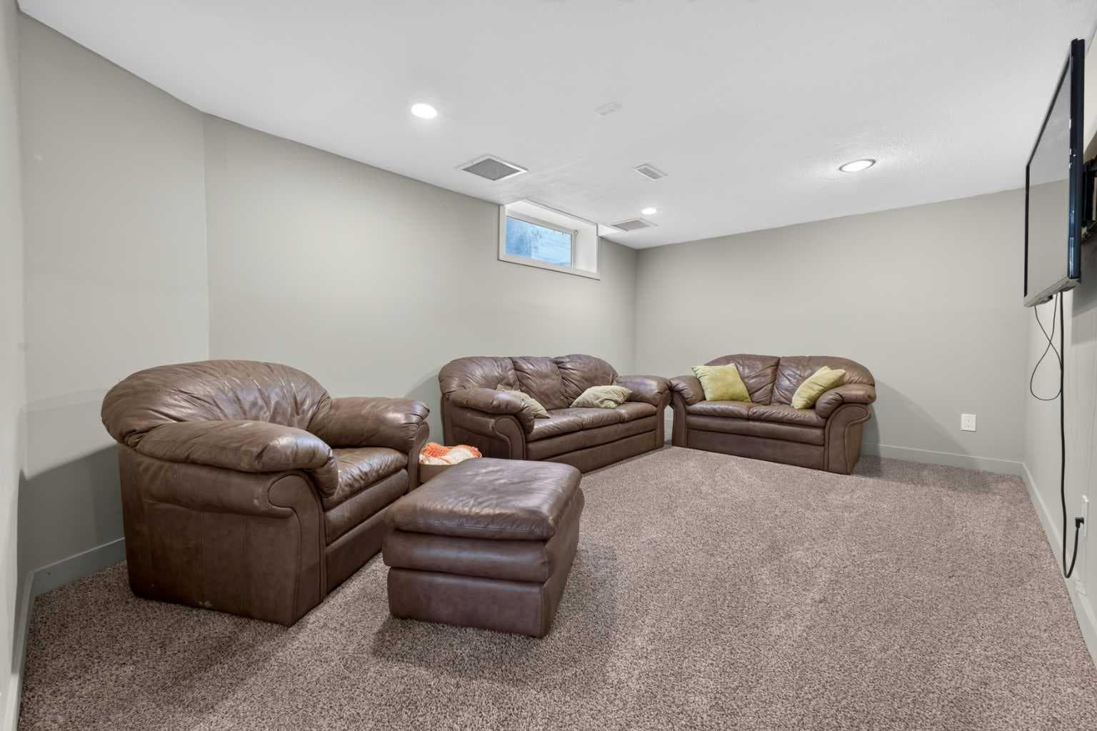 145 Lakeview Shores 