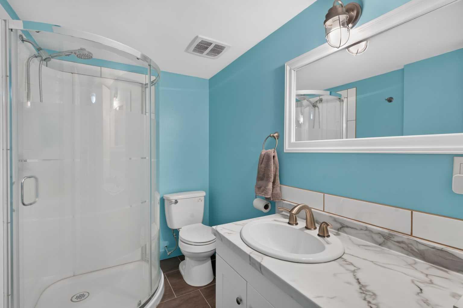 145 Lakeview Shores 