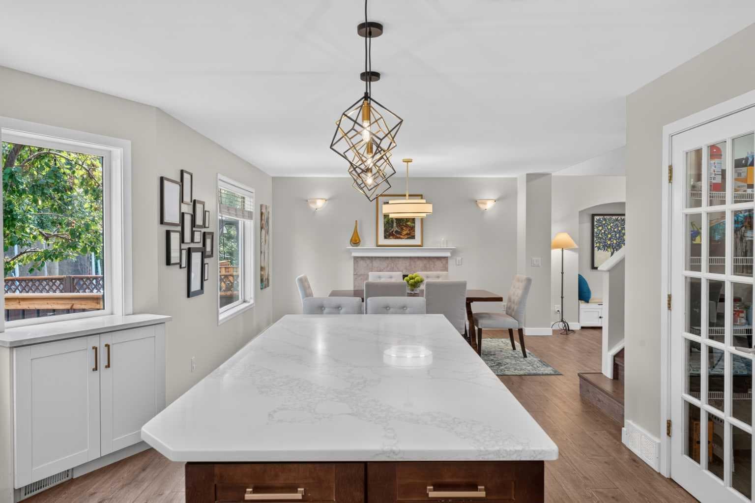 145 Lakeview Shores 