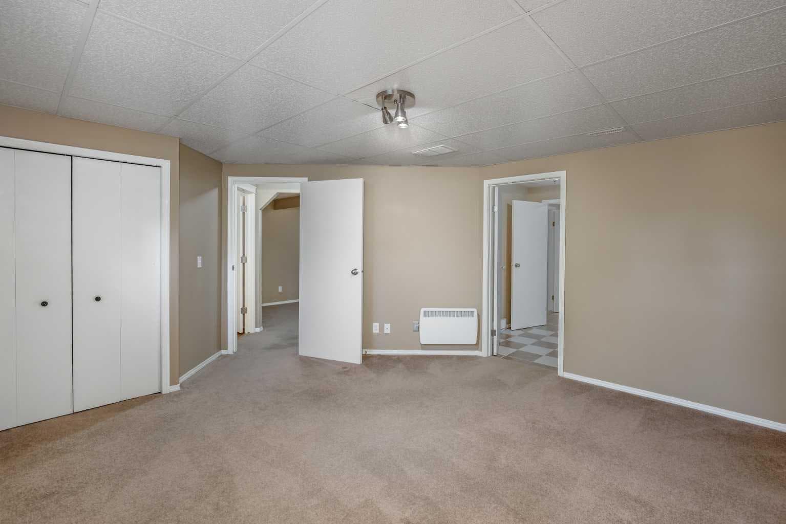 22 Glensummit Close 