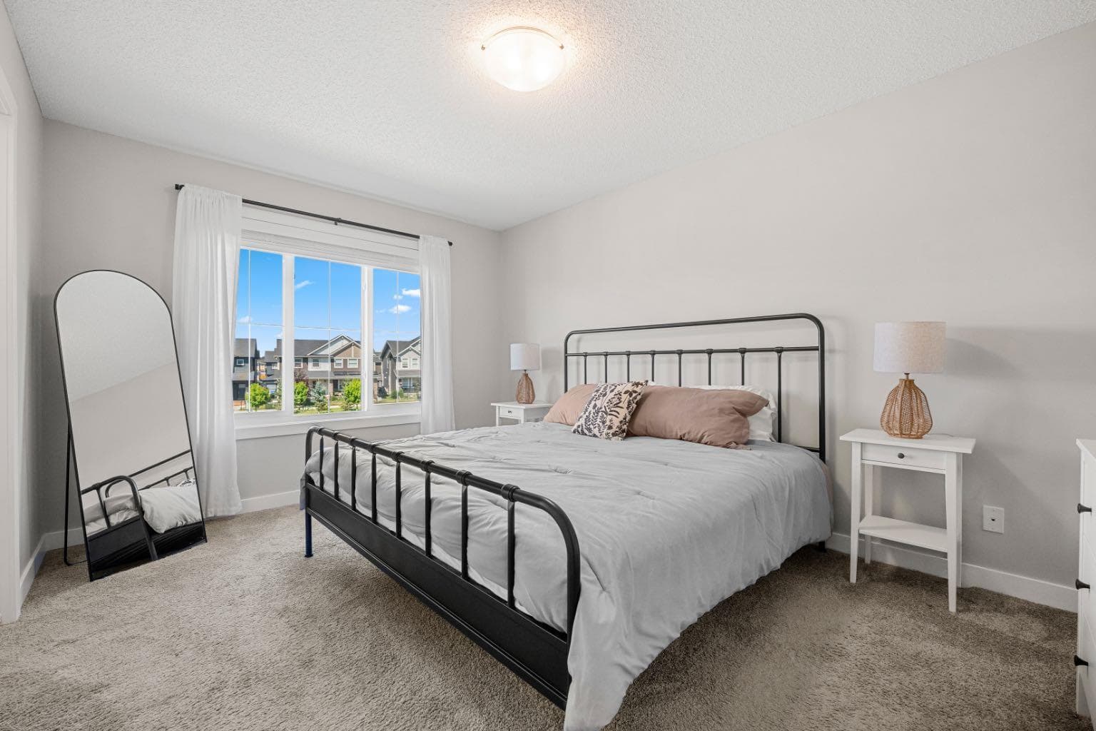 102 Midgrove Greenway SW