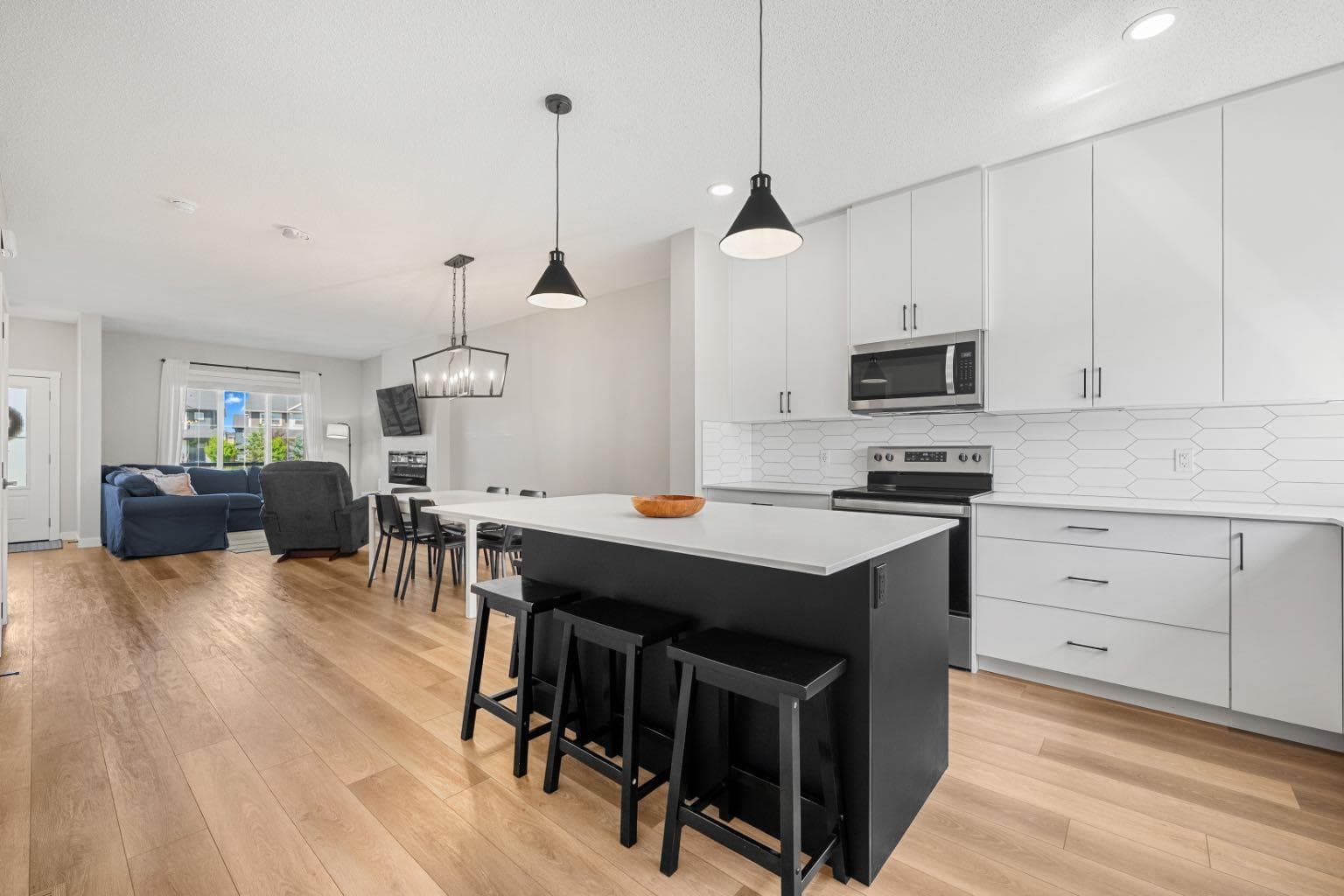 102 Midgrove Greenway SW