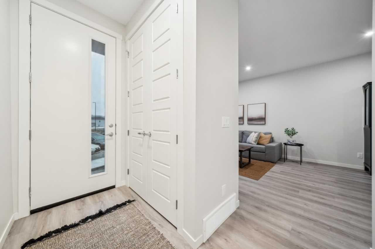 232 Vantage Drive 