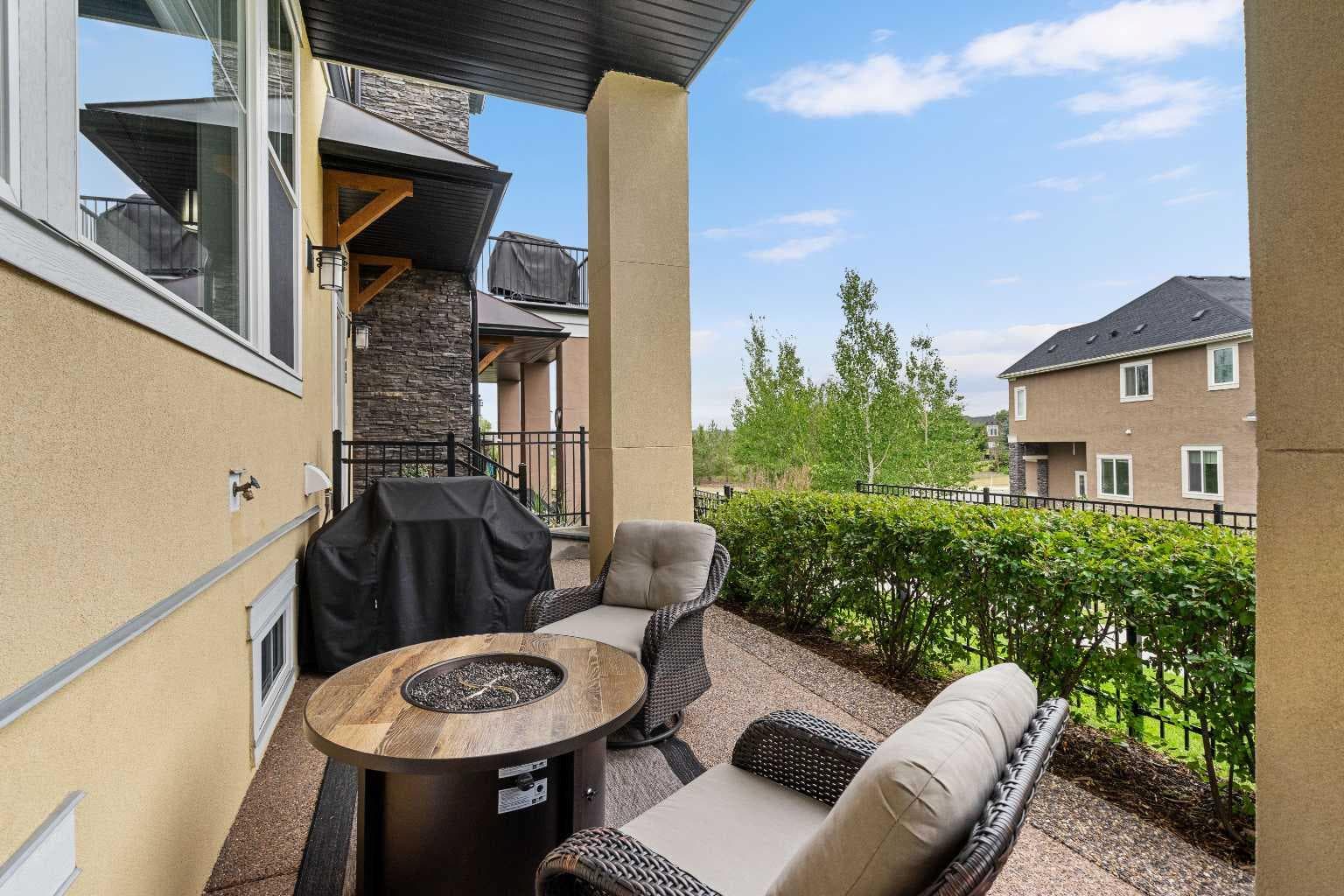 185 Cranbrook Villas SE