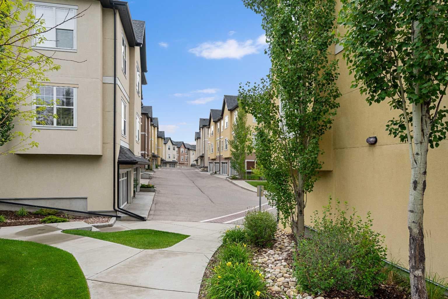 185 Cranbrook Villas SE