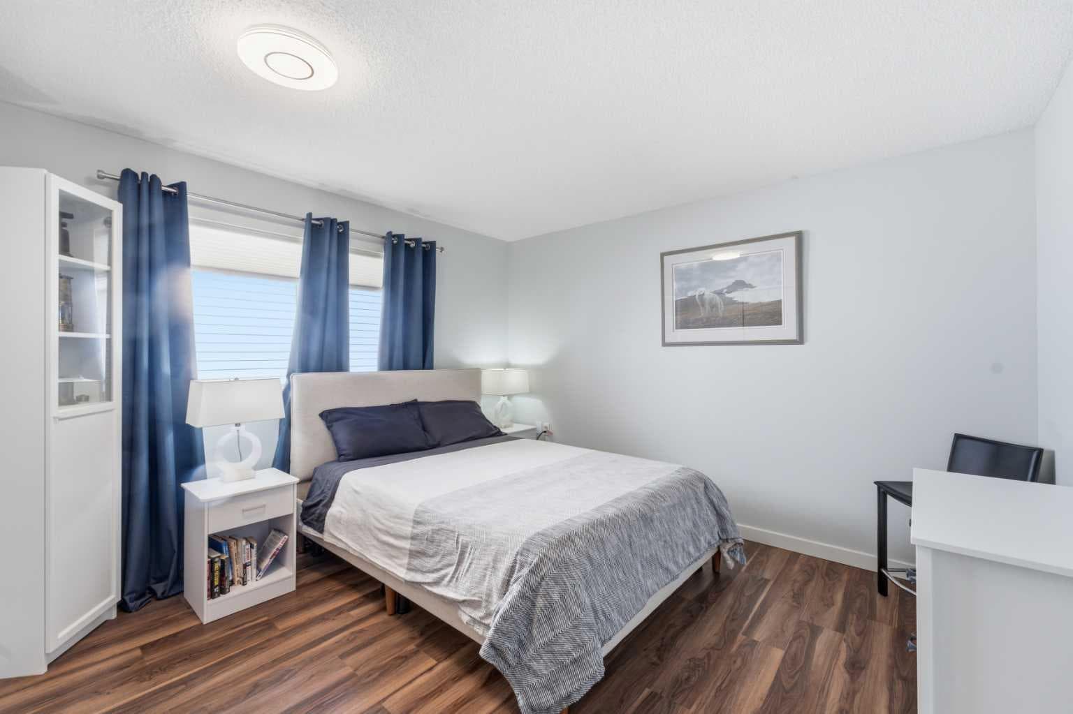 34 Woodside Close NW