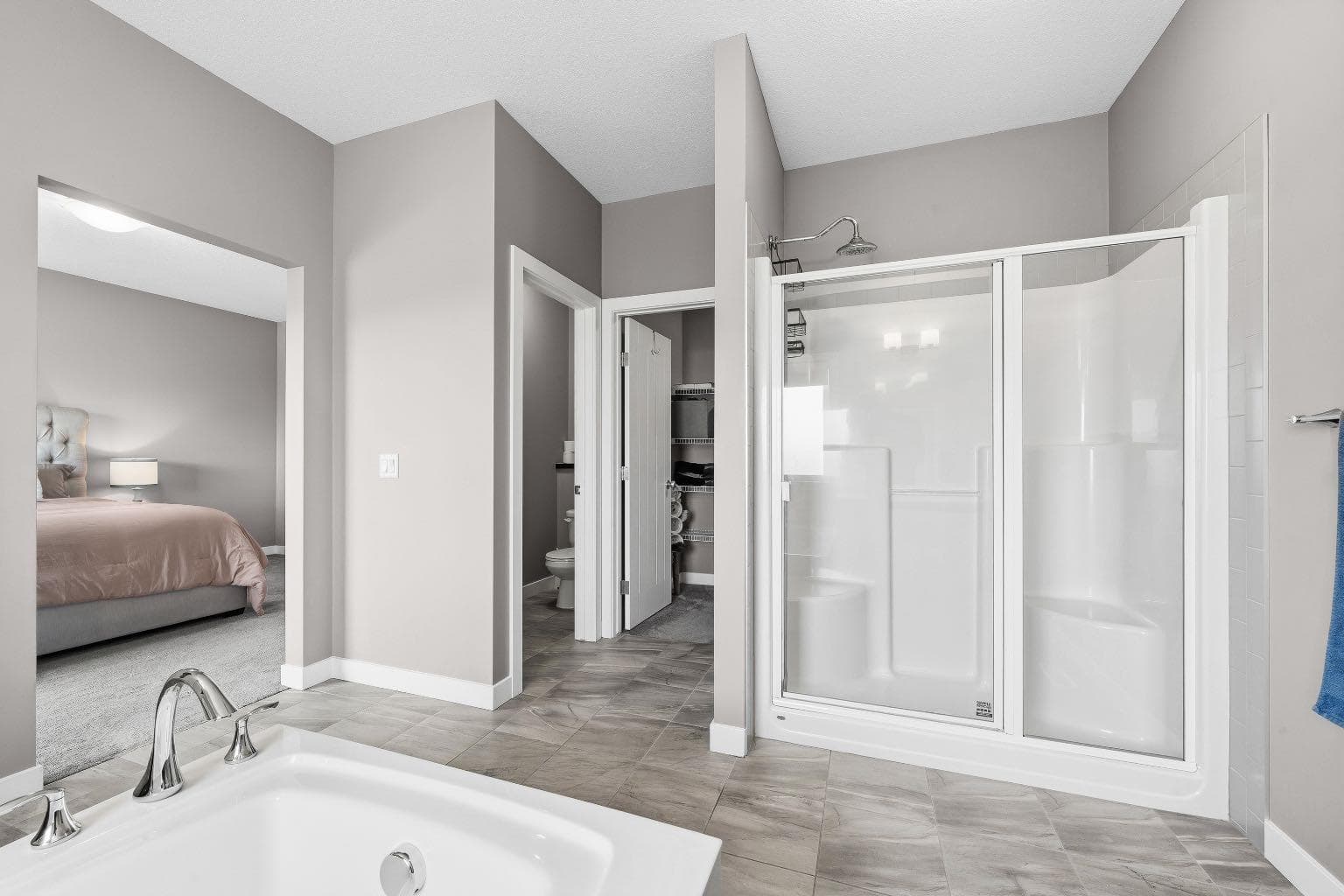 2632 Ravenslea Gardens SE