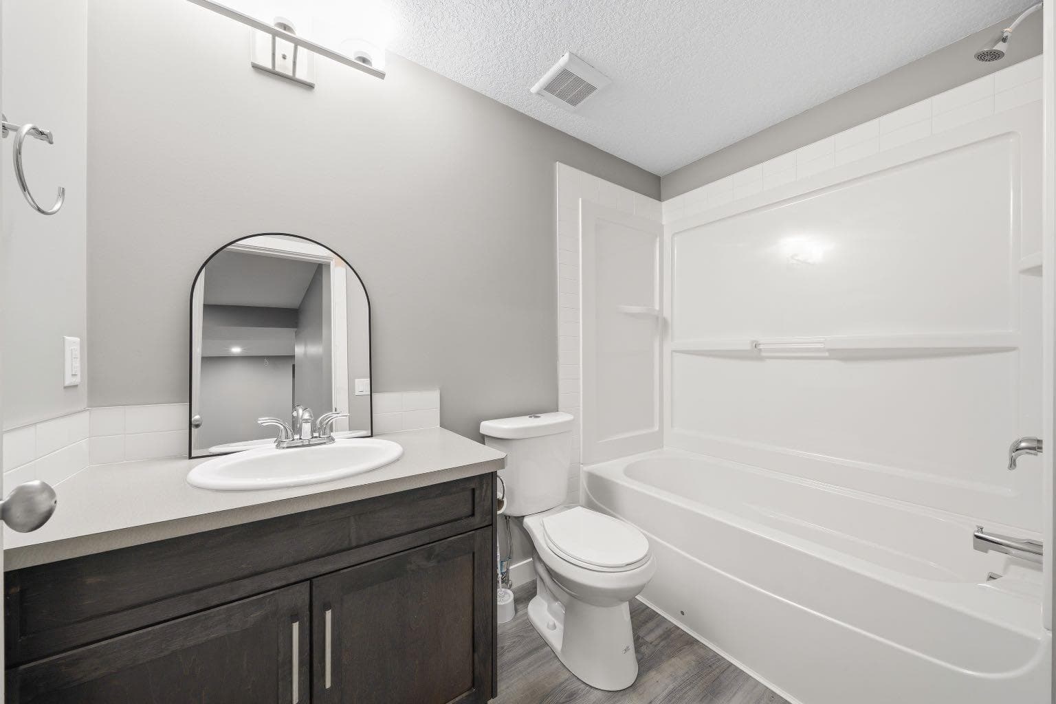 2632 Ravenslea Gardens SE