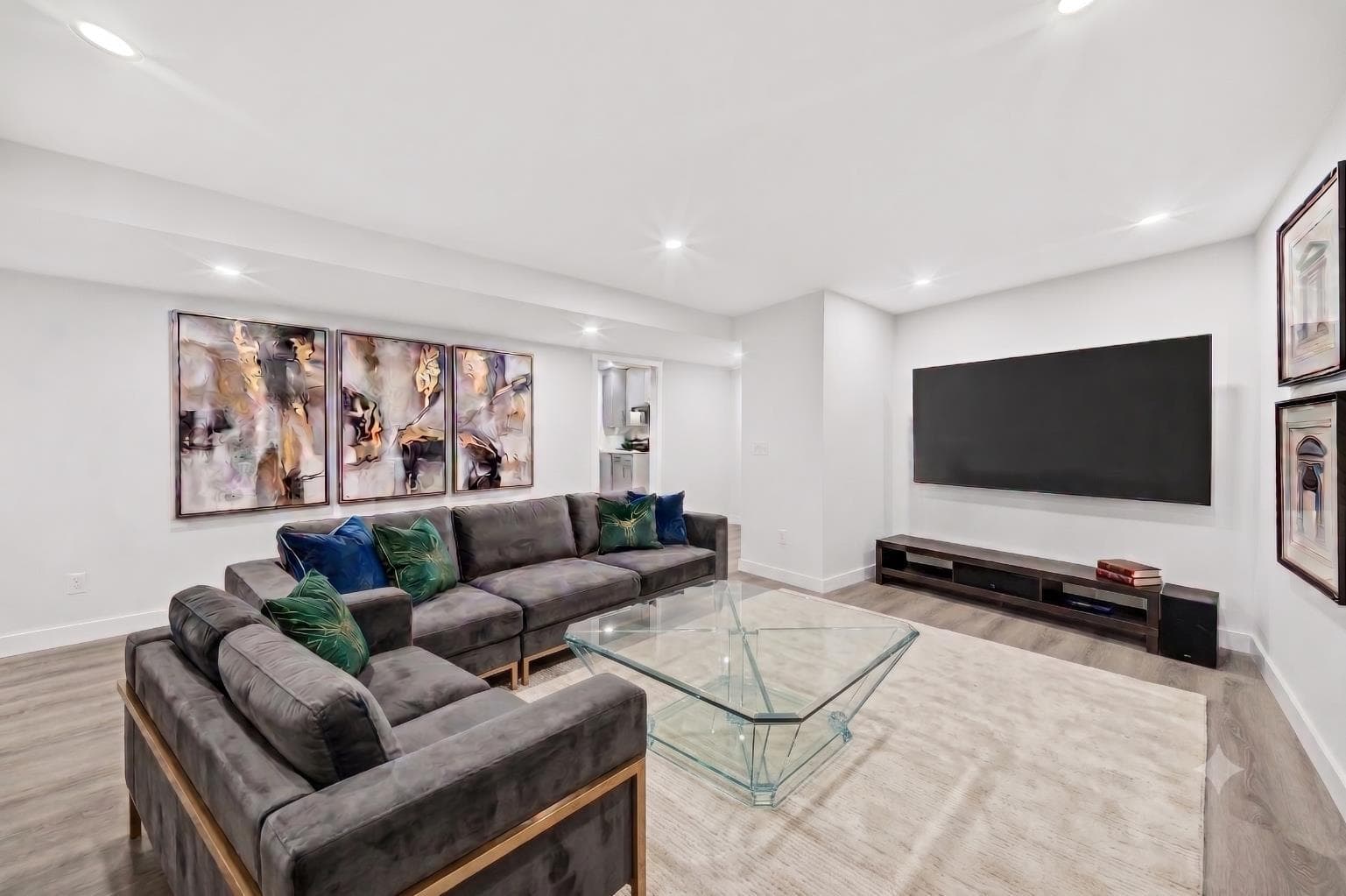 37 RAINBOW FALLS Boulevard 