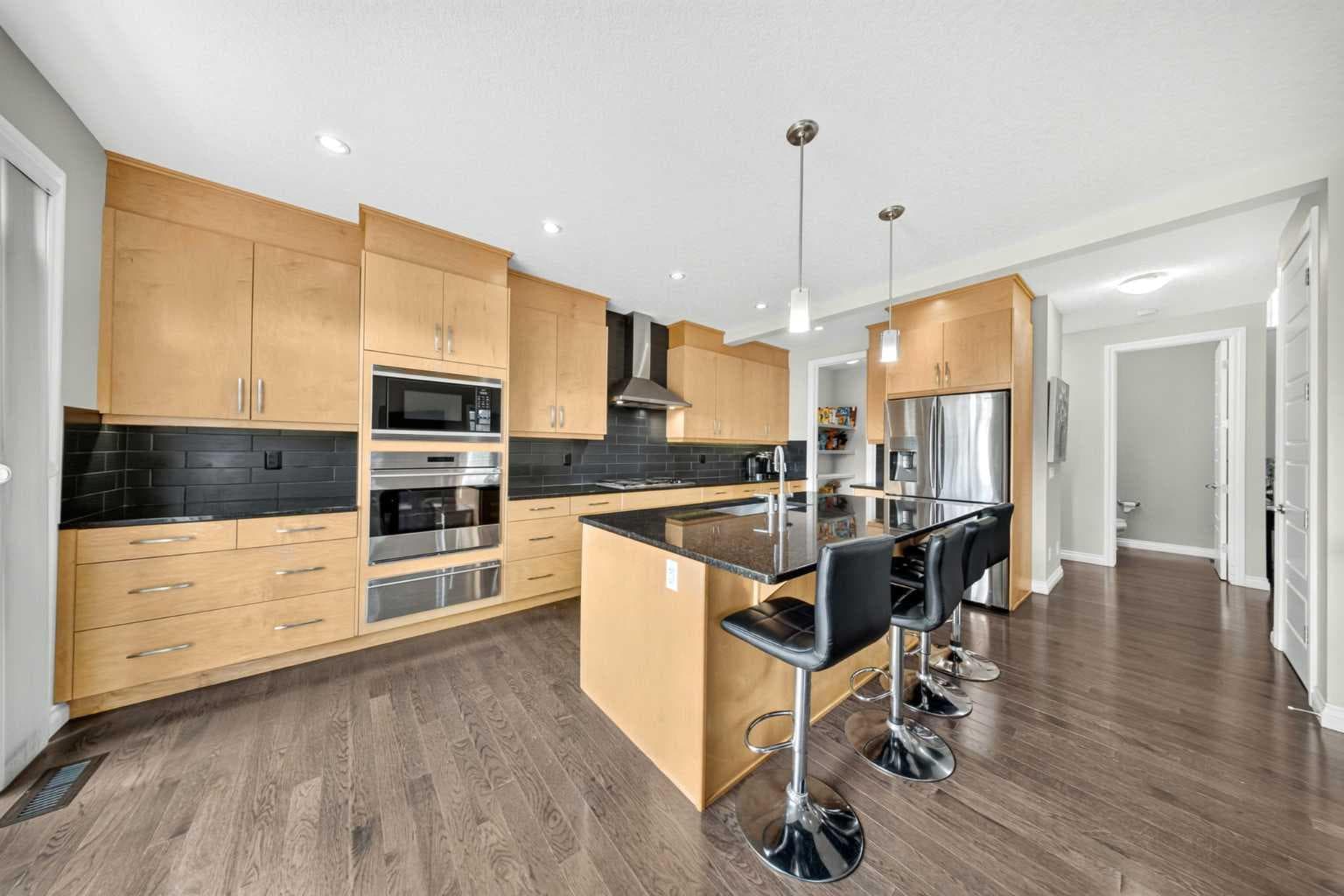 37 RAINBOW FALLS Boulevard 