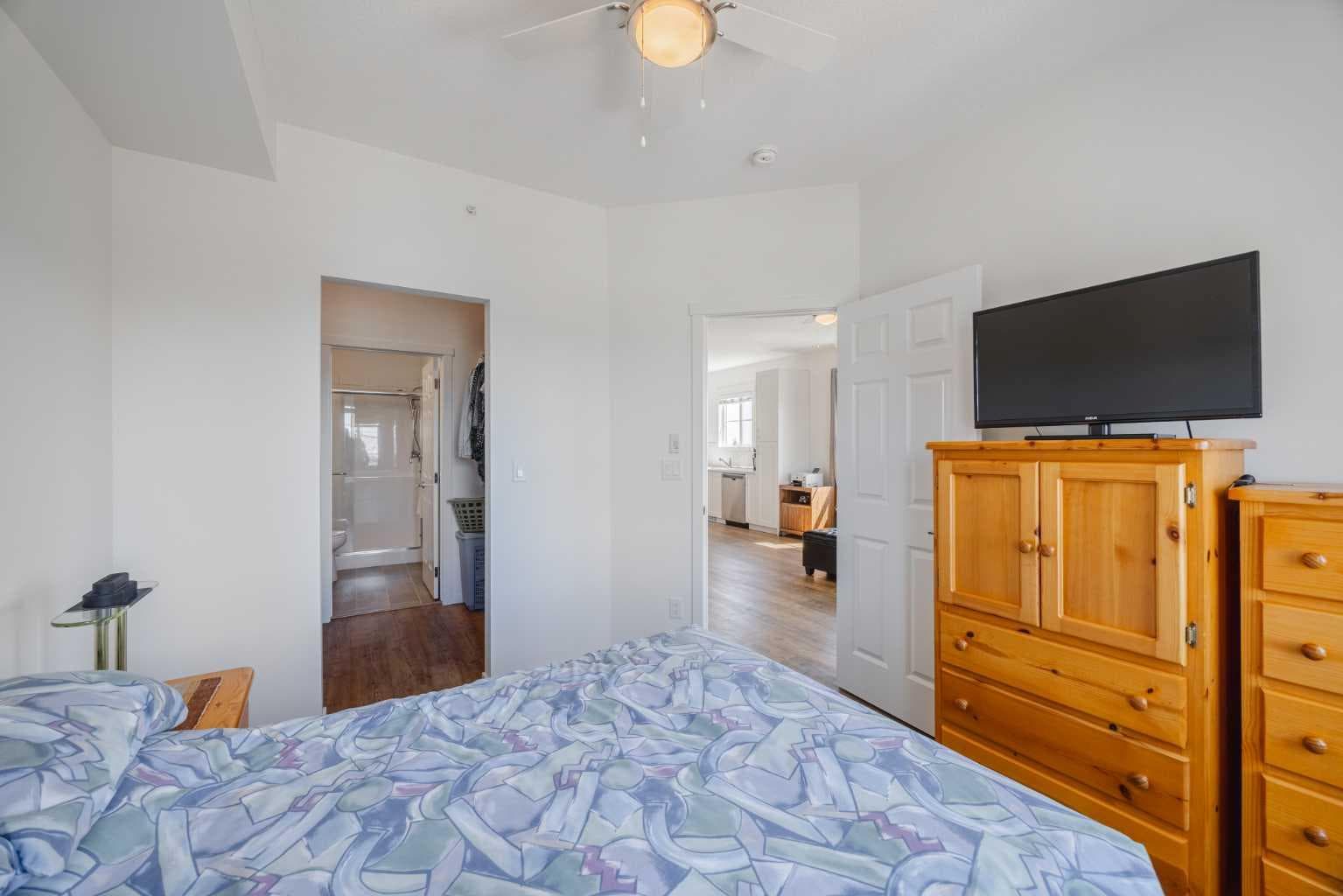 6409, 151 Legacy Main Street SE