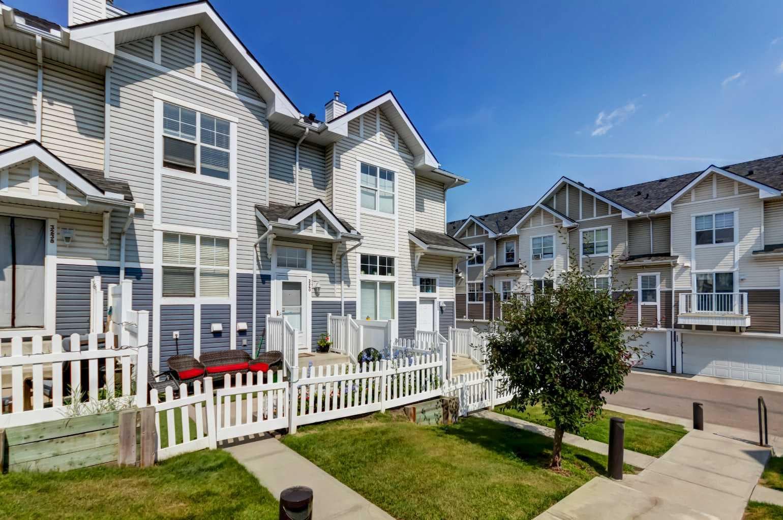 3240 New Brighton Gardens SE