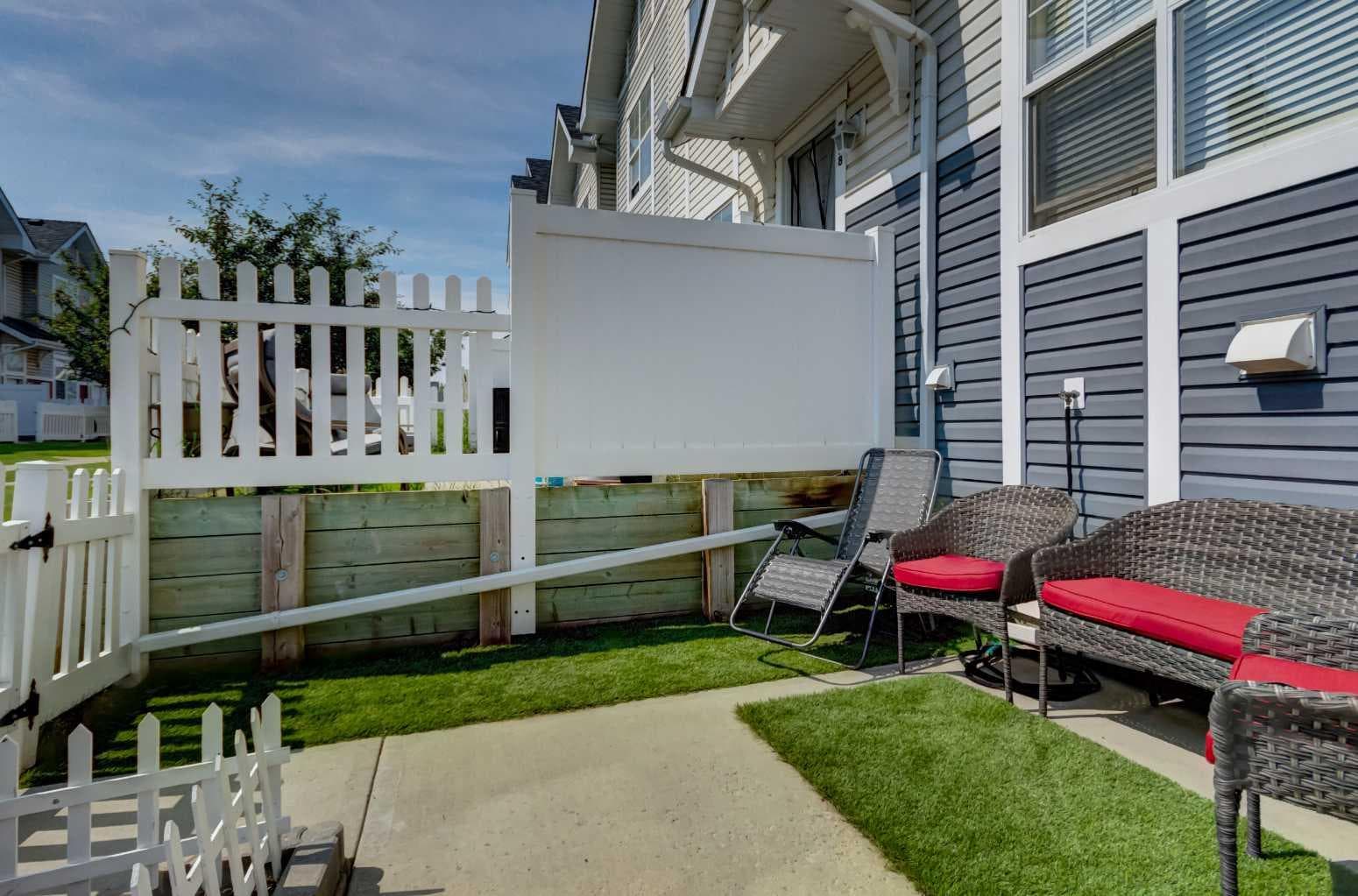3240 New Brighton Gardens SE