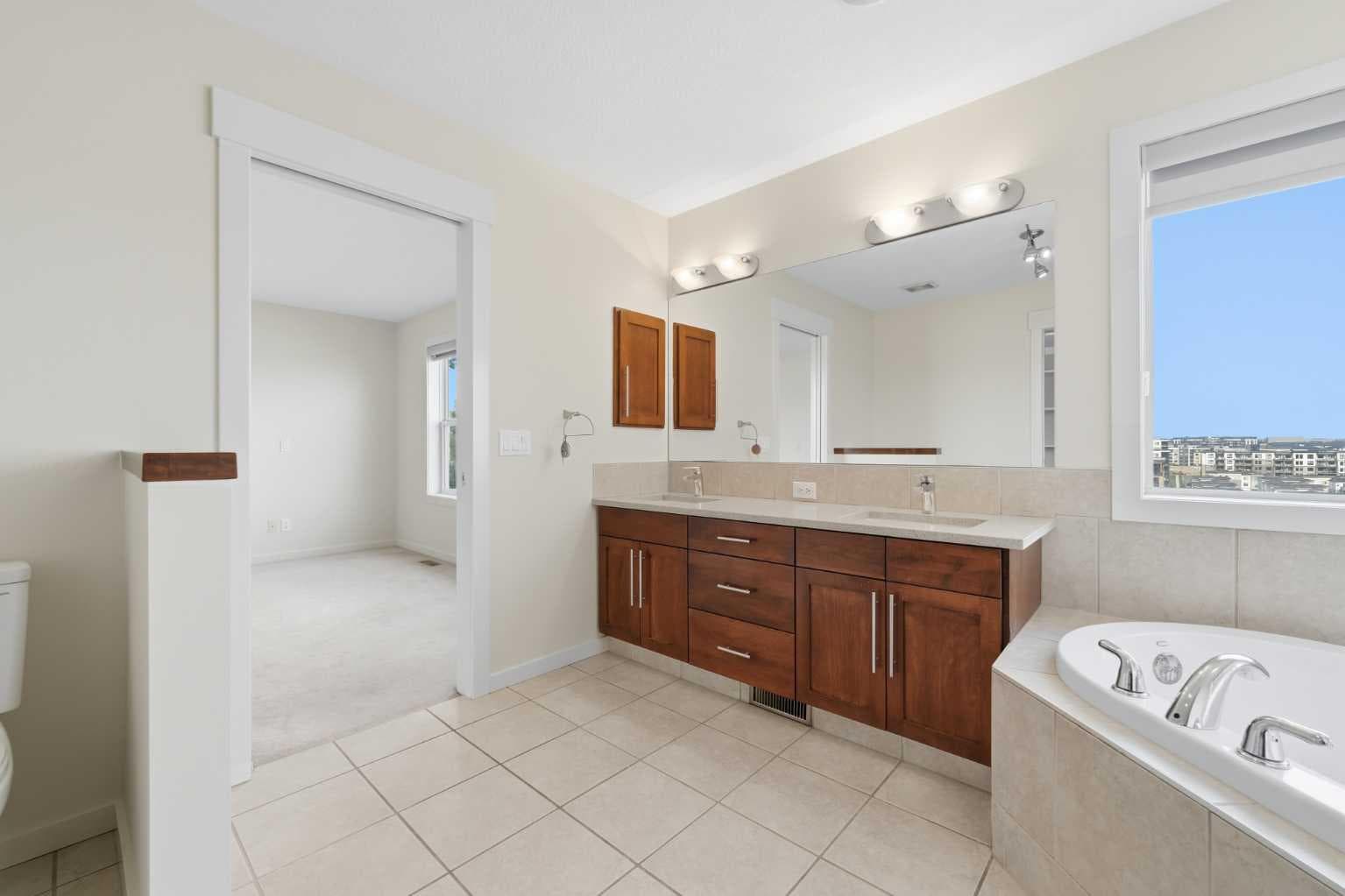 195 St Moritz Terrace SW