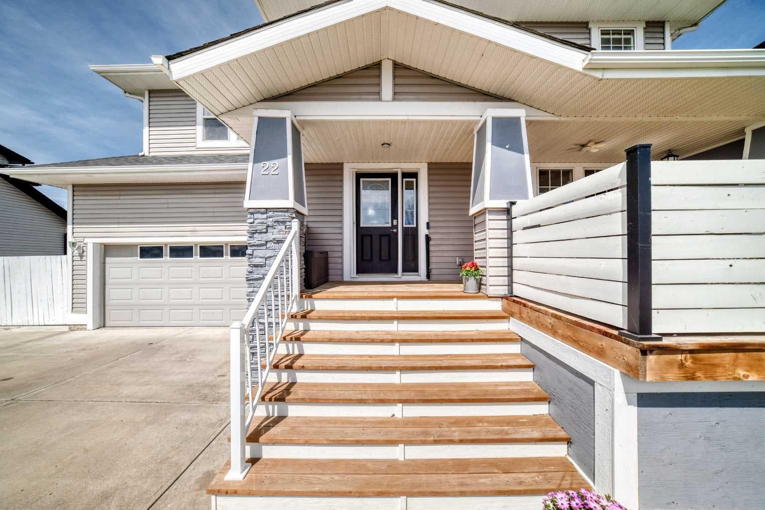 22 Moe Avenue NW
