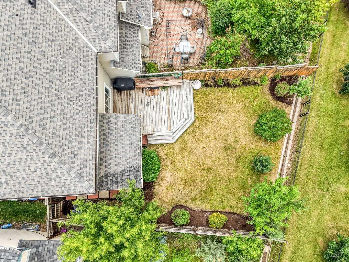 43 Cougar Ridge Bay SW