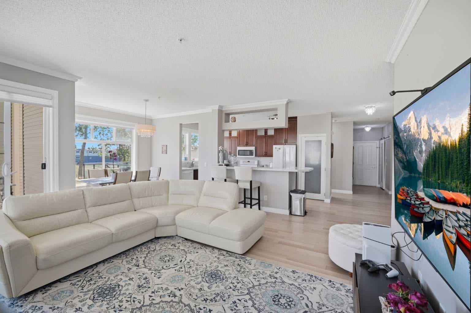 3137, 1010 Arbour Lake Road NW