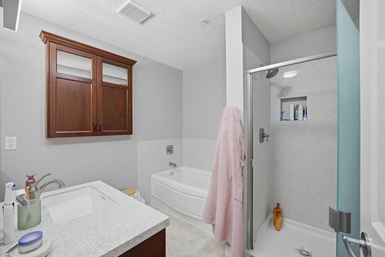 3137, 1010 Arbour Lake Road NW