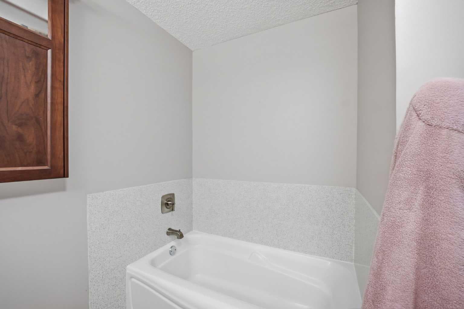 3137, 1010 Arbour Lake Road NW