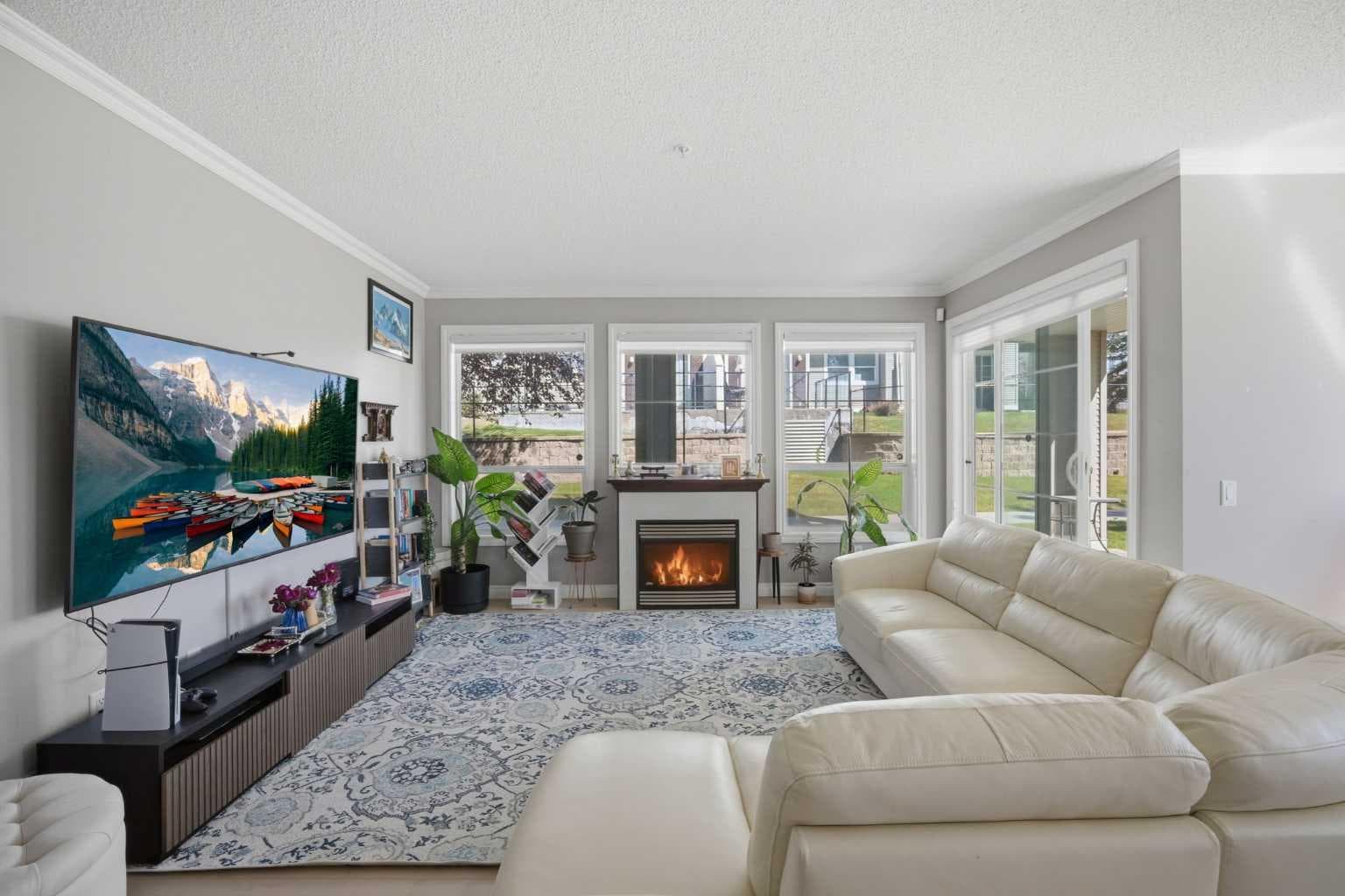 3137, 1010 Arbour Lake Road NW