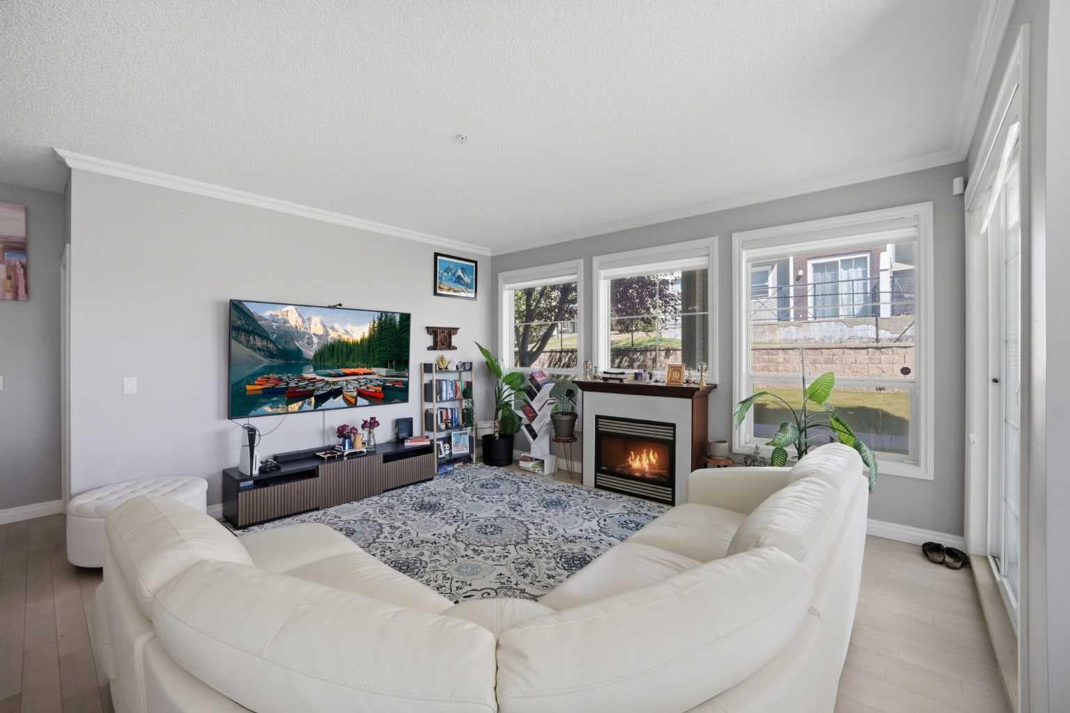 3137, 1010 Arbour Lake Road NW