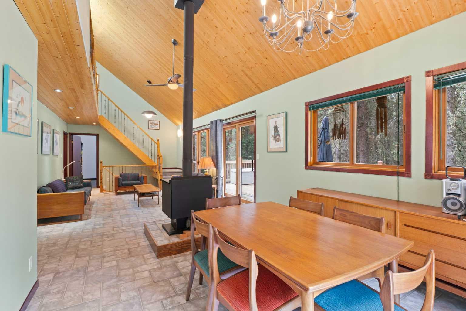 5 Eagle Drive 