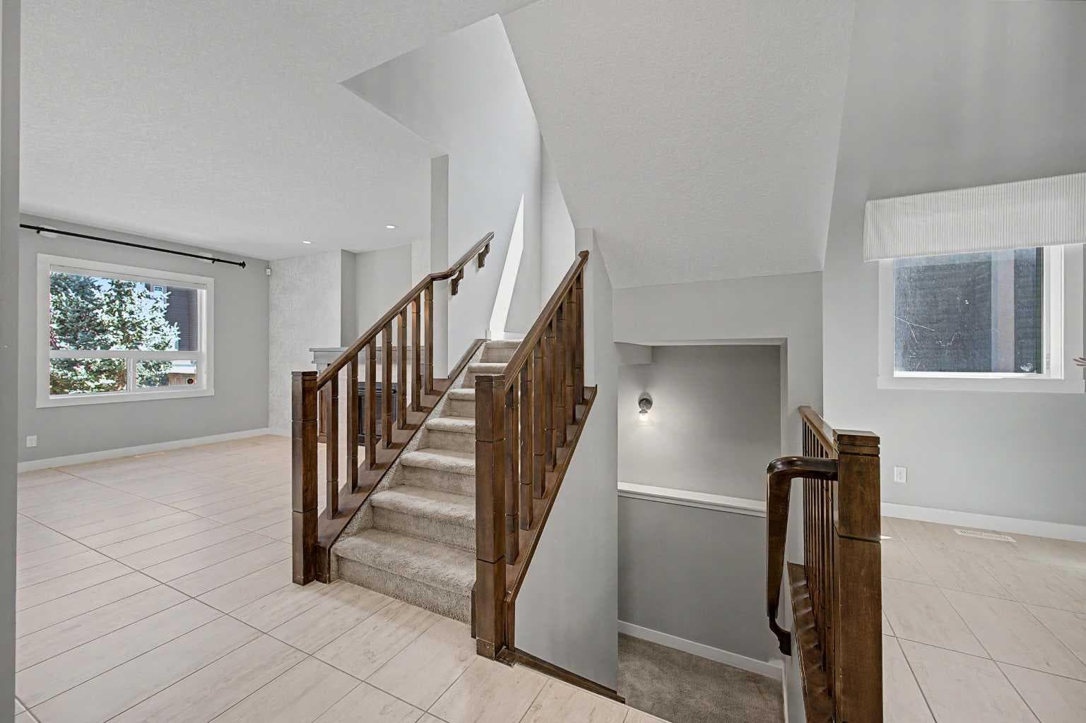 604 Midtown Place SW