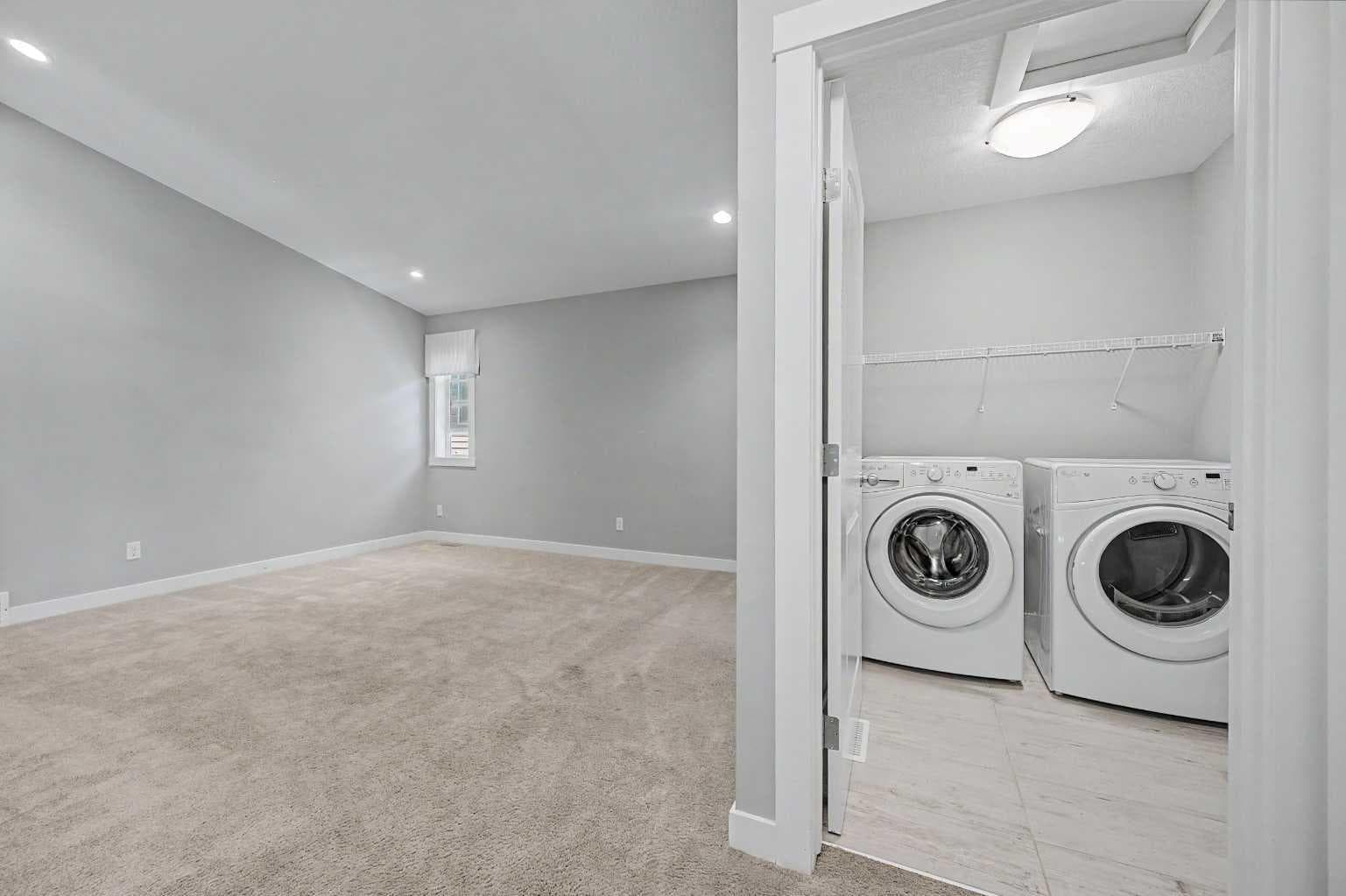604 Midtown Place SW