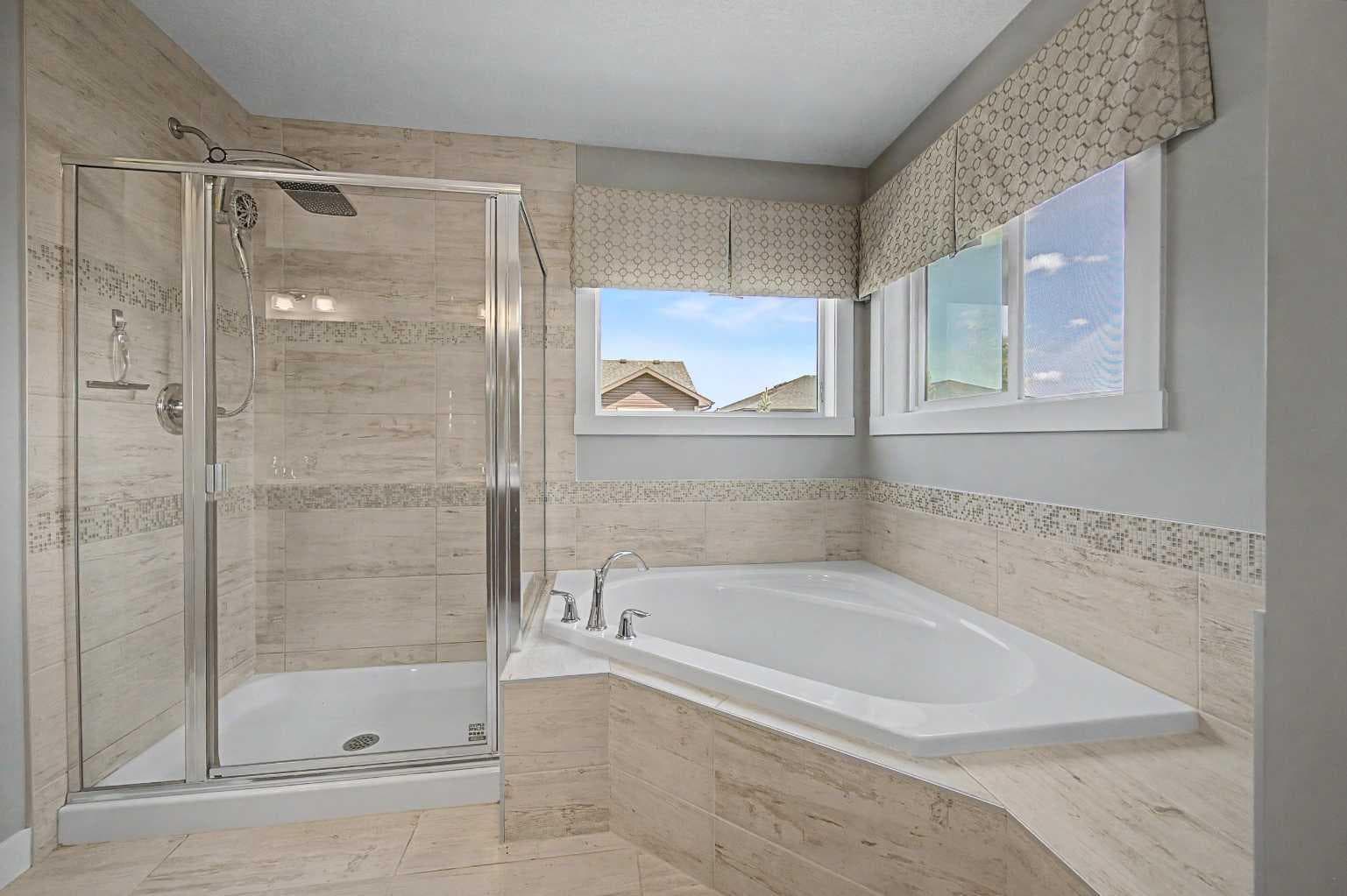 604 Midtown Place SW