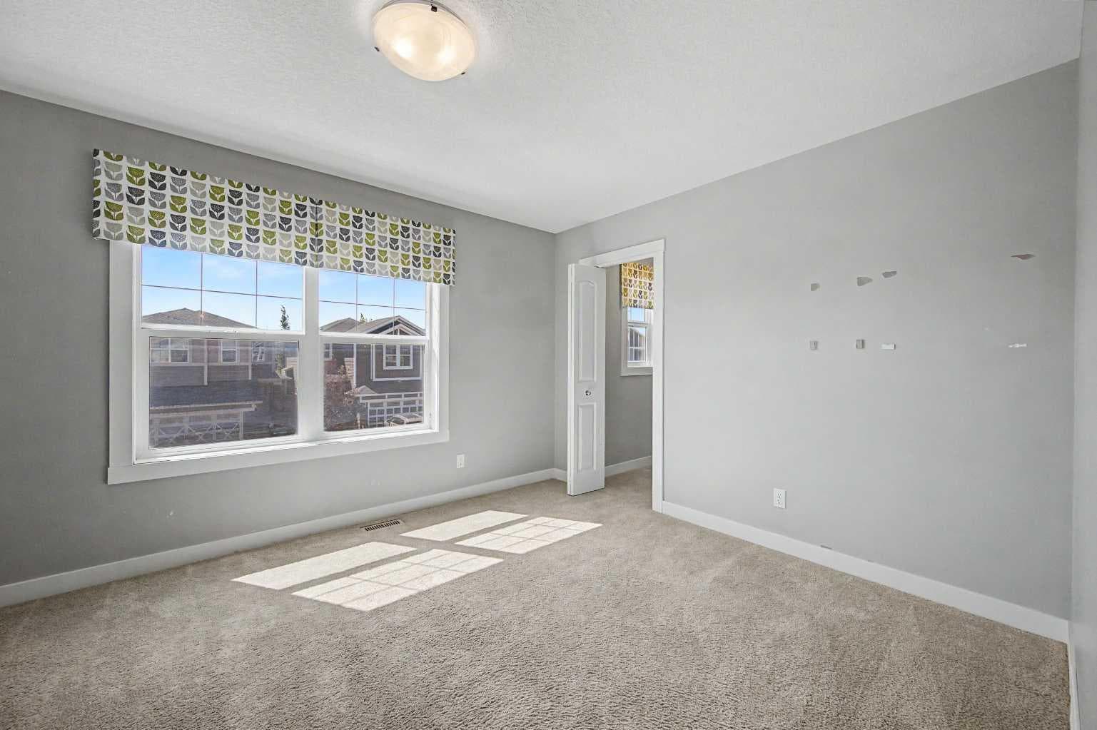 604 Midtown Place SW
