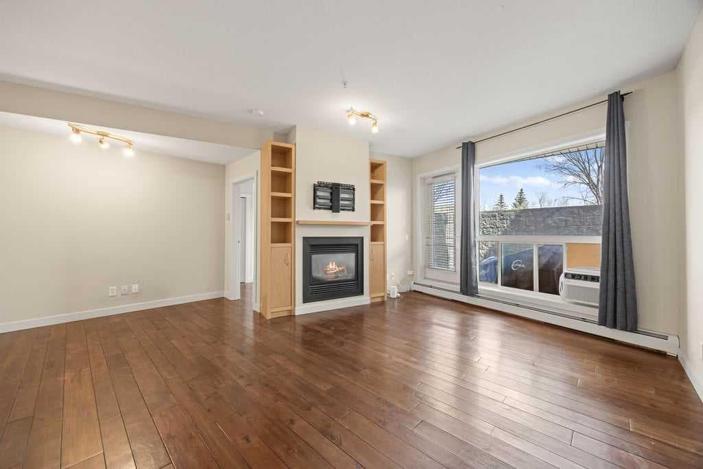119, 69 Springborough Court SW