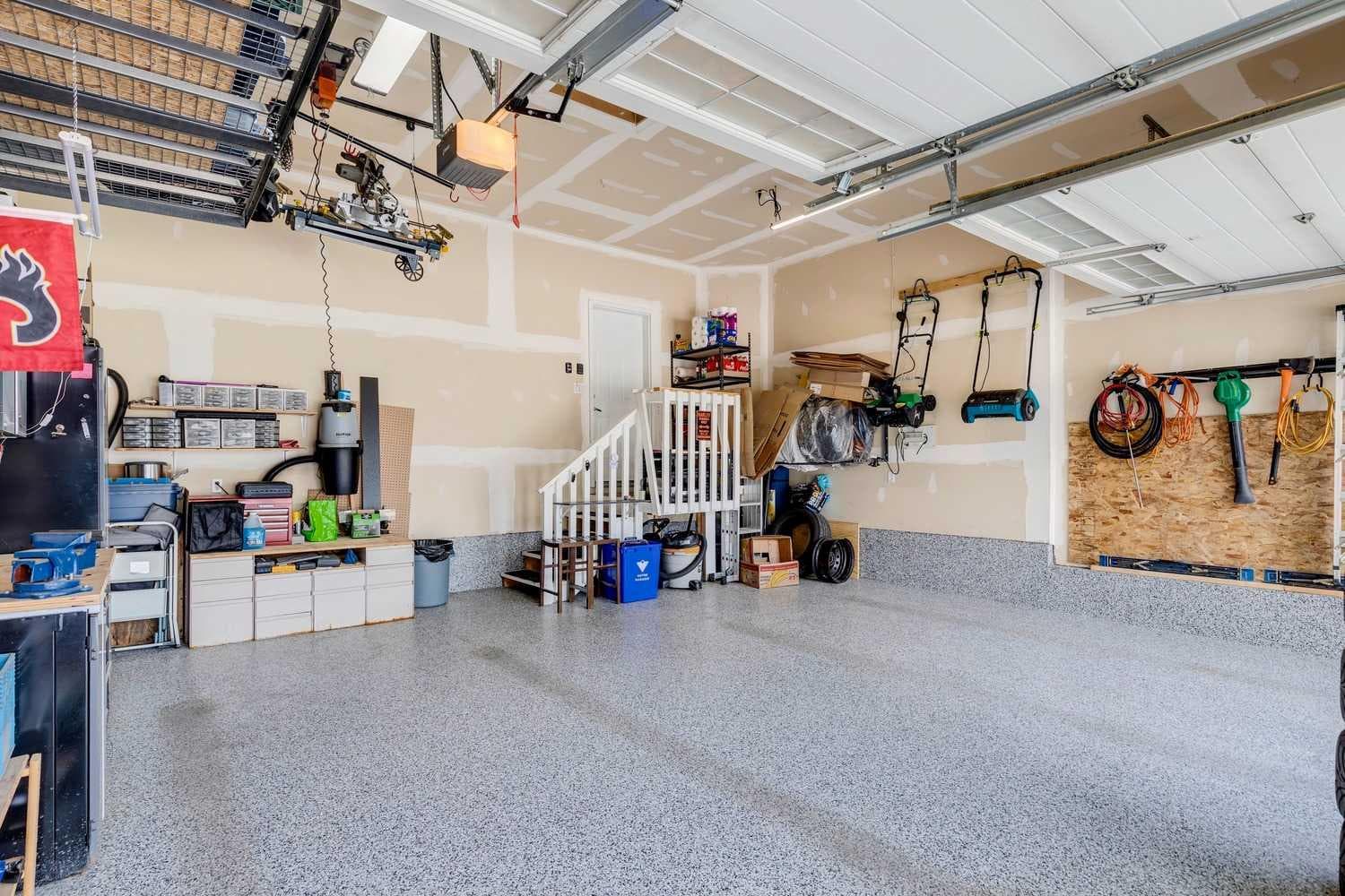 27 Ridge View Place 
