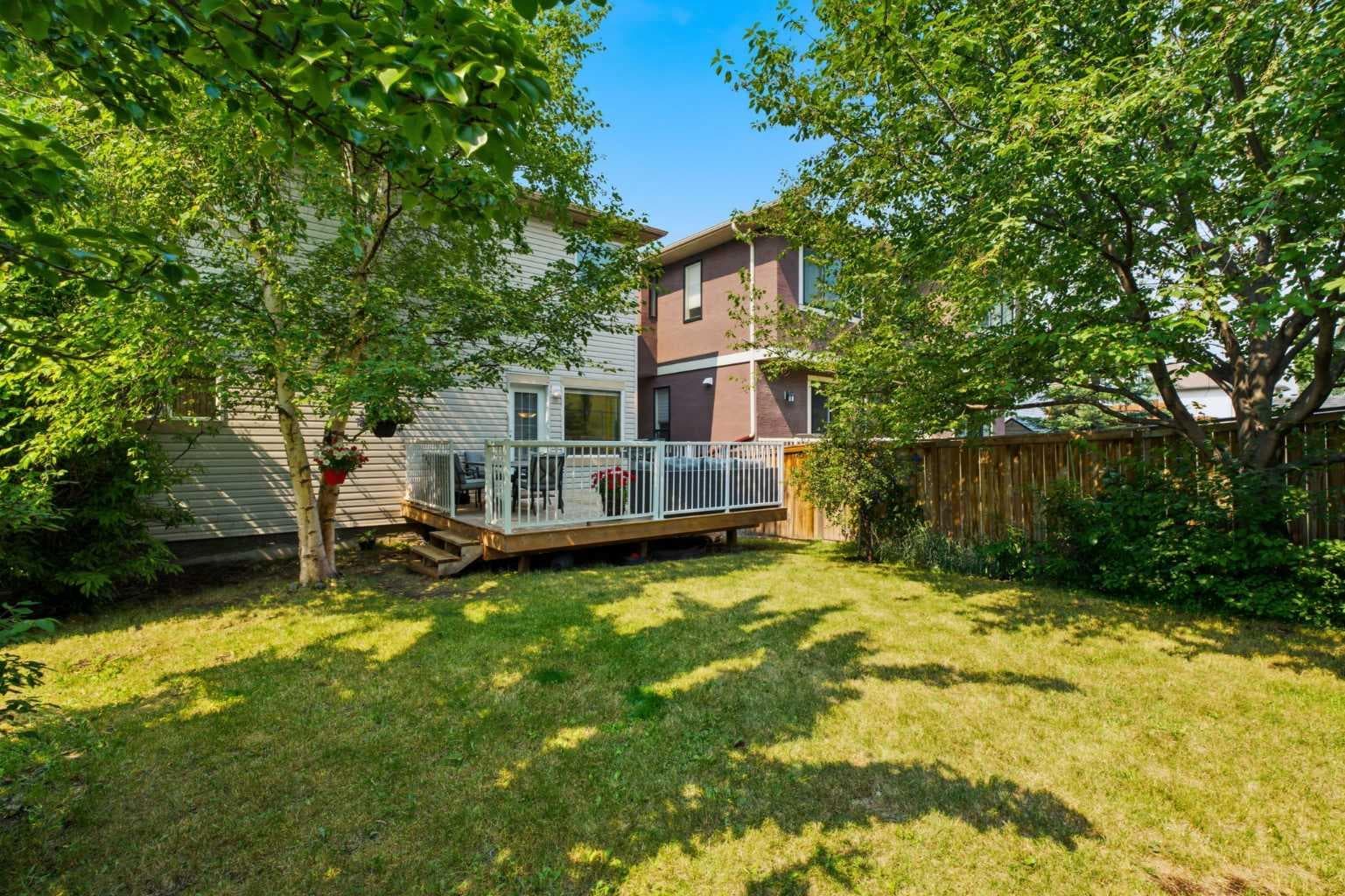 54 Rockyledge Rise NW