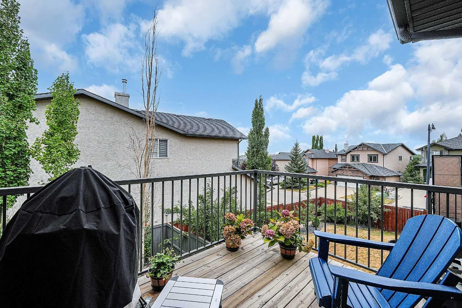 6 Aspen Stone Mews SW
