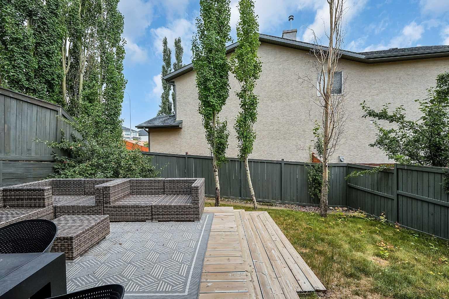 6 Aspen Stone Mews SW