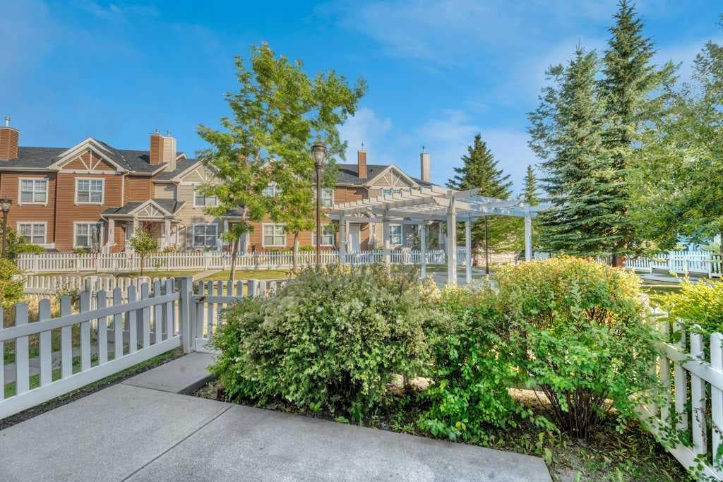 80 Elgin Gardens SE