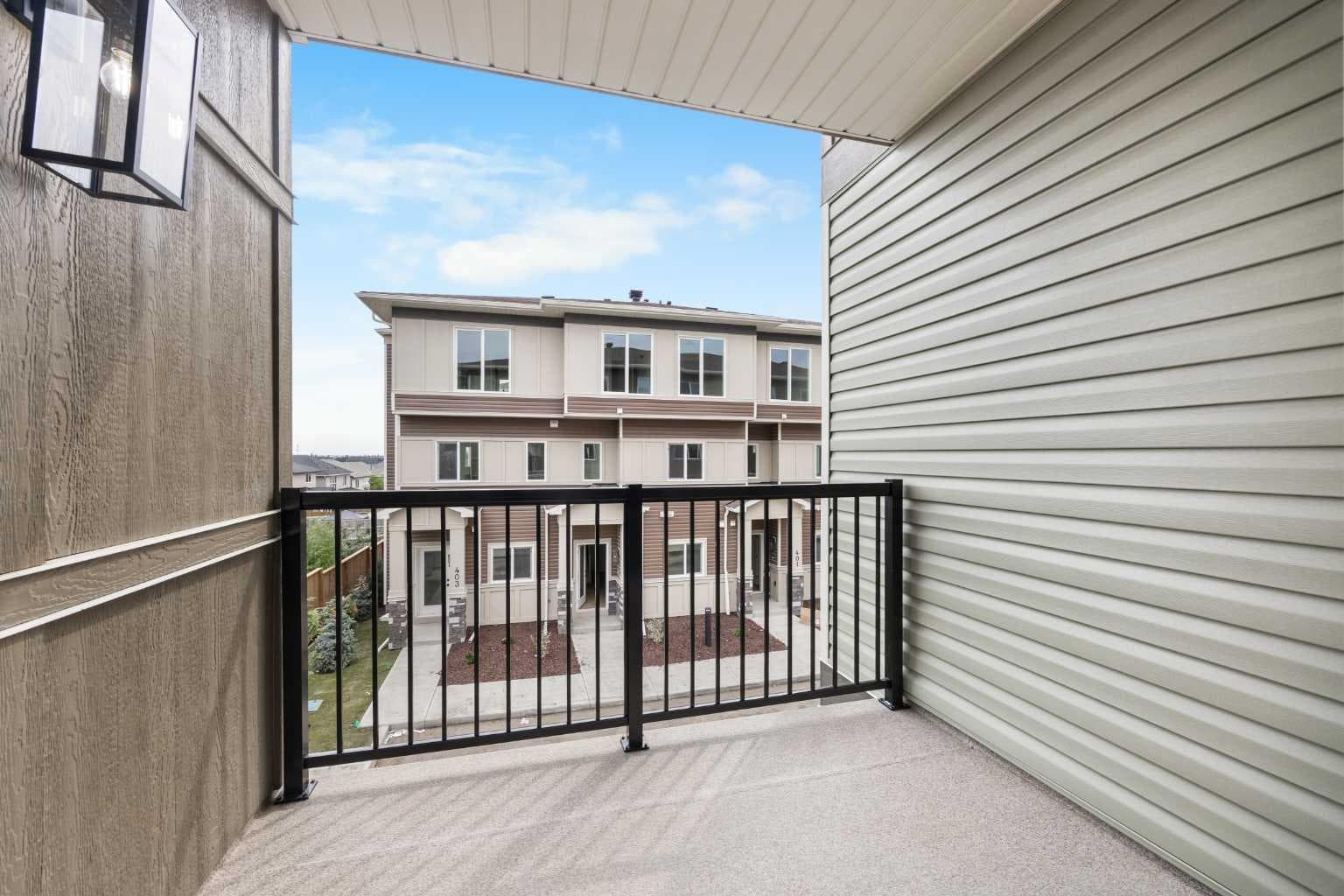 305, 67 Panatella Square NW