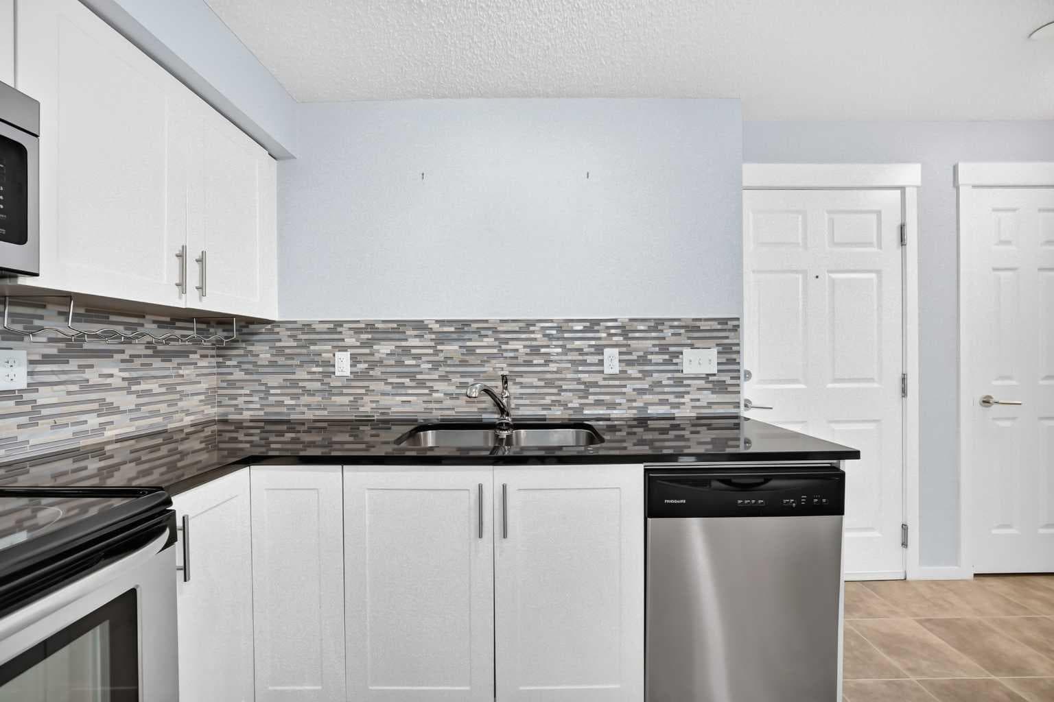 5315, 755 Copperpond Boulevard SE