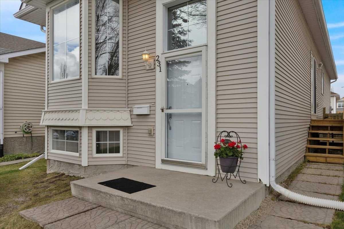 231 Tuscany Drive NW