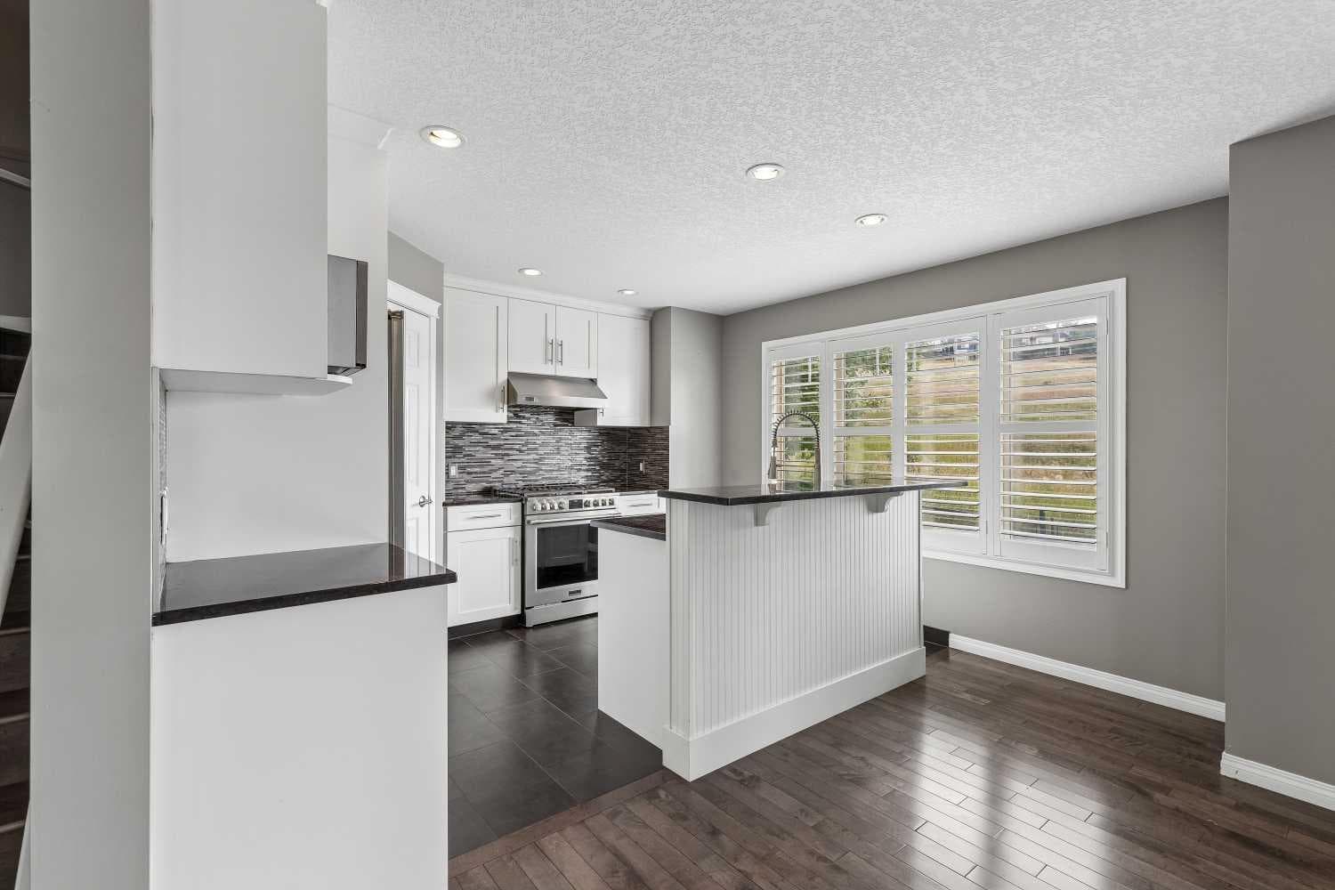 139 Hidden Creek Gardens NW