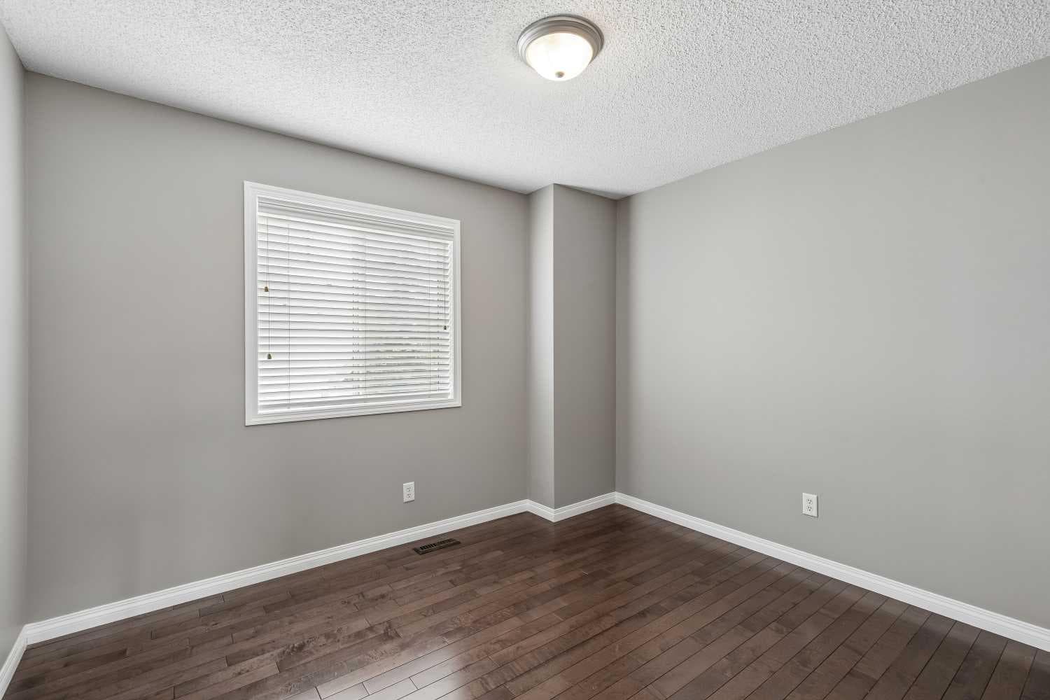 139 Hidden Creek Gardens NW