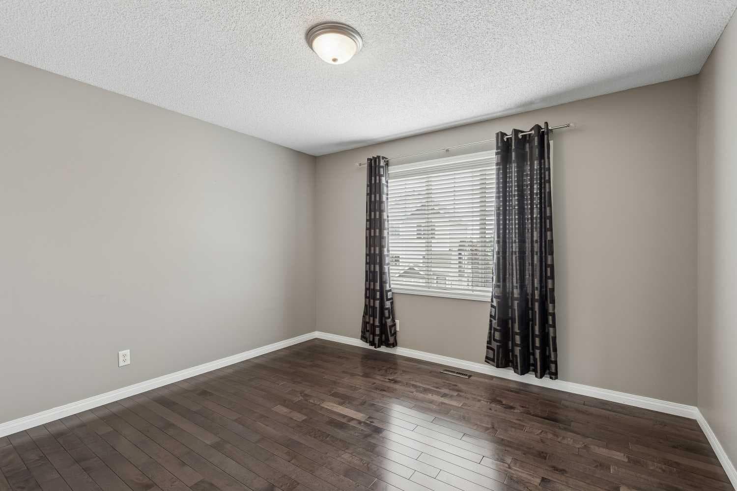 139 Hidden Creek Gardens NW