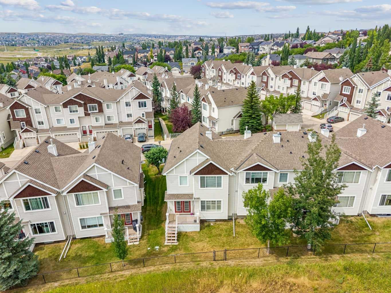139 Hidden Creek Gardens NW