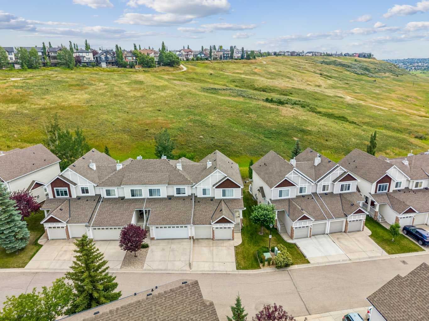 139 Hidden Creek Gardens NW